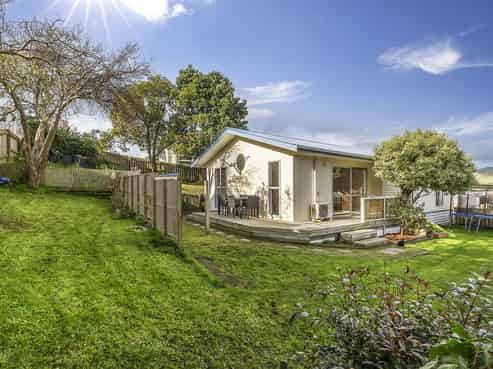 65 Desert Gold Street, Ascot Park