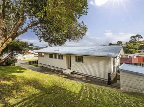 65 Desert Gold Street, Ascot Park