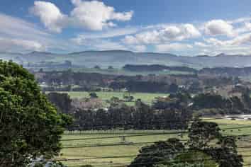 46 Garfield Road, Helensville