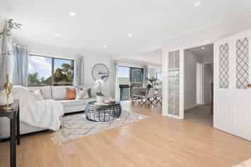 97 Glamorgan Drive, Torbay