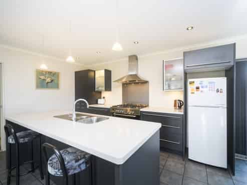 16 Walnut Grove, Kelvin Grove