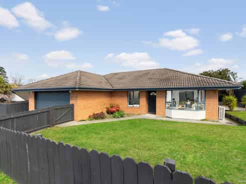 21 Legacy Drive, Henderson