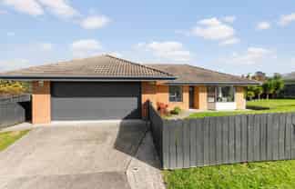 21 Legacy Drive, Henderson