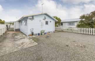 6B Clarke Avenue, Highbury