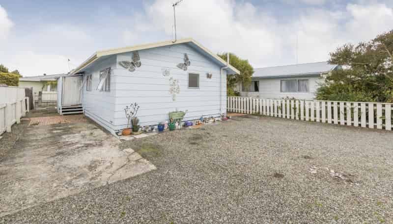 6B Clarke Avenue, Highbury