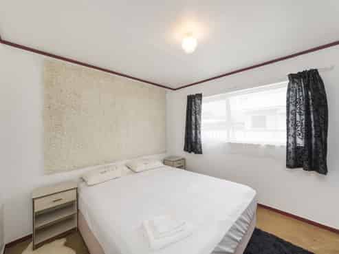 6B Clarke Avenue, Highbury