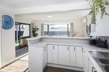 36 Camberwell Place, Avonhead