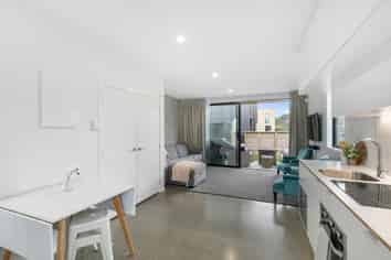 433D Jackson Street, Petone