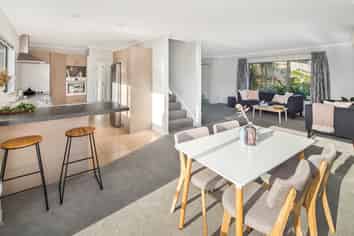 2 Cresswell Place, Johnsonville