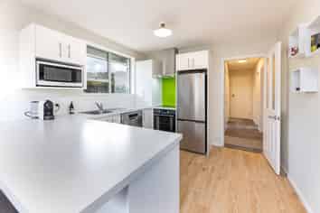 6a Millstream Drive, Lincoln