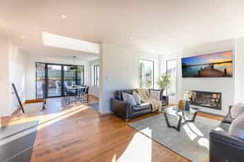 1A Cave Terrace, Redcliffs