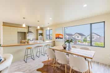 235 Alec Craig Way, Gulf Harbour