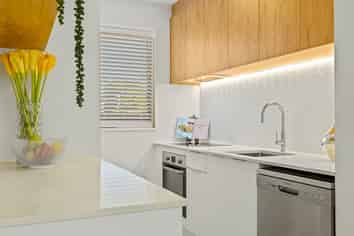 8/37 Cornwall Street, Saint Albans