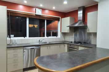 15 Tristram Avenue, Forrest Hill