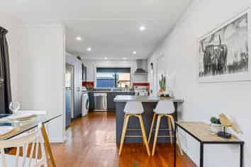 22 Dunedin Street, Redwood