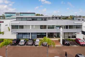 300 sqm Modern Office