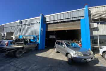 Solid Investment - Prime Location