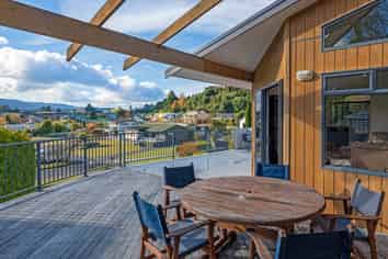 38 Boojum Dell, Kinloch