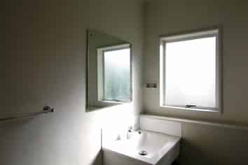 lower unit/10 Acton Place, Avondale