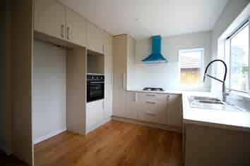 D/6 Waddell Ave, Point England