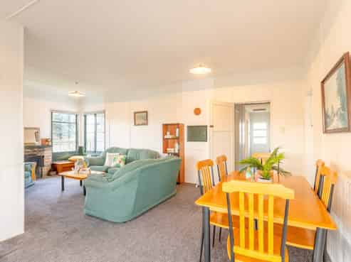 14 Manly Street, Paraparaumu Beach