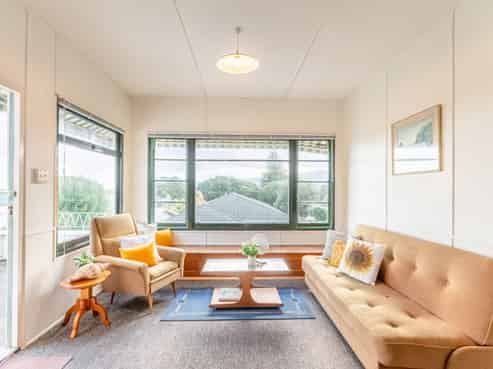 14 Manly Street, Paraparaumu Beach