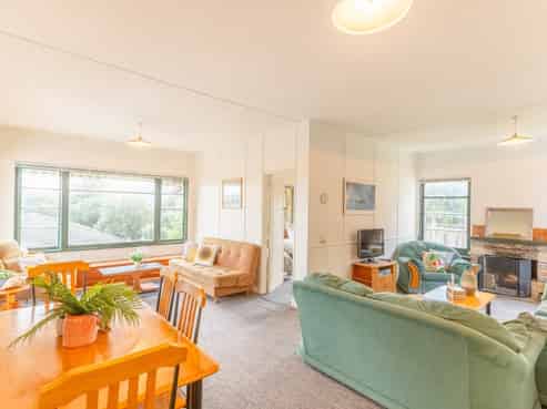 14 Manly Street, Paraparaumu Beach