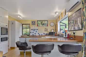 28 Russell Crescent, Western Heights