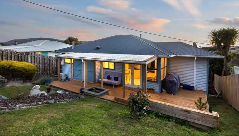 54 Downes Street, Titahi Bay