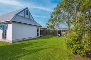 60 Newton Place, Westbrook