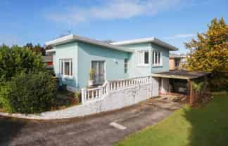 6 Walker Terrace, Dinsdale