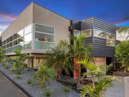 50 Ngataringa Road, Devonport