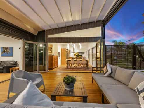 50 Ngataringa Road, Devonport