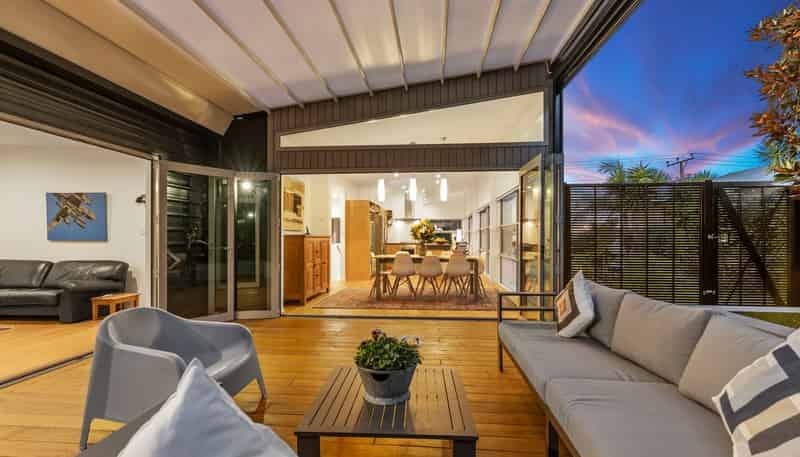 50 Ngataringa Road, Devonport