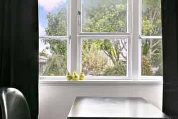 1 Renton Road, Mount Albert