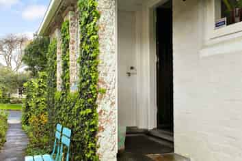 1 Renton Road, Mount Albert