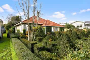 1 Renton Road, Mount Albert