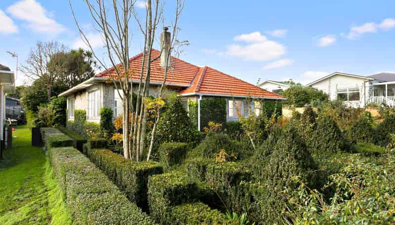 1 Renton Road, Mount Albert