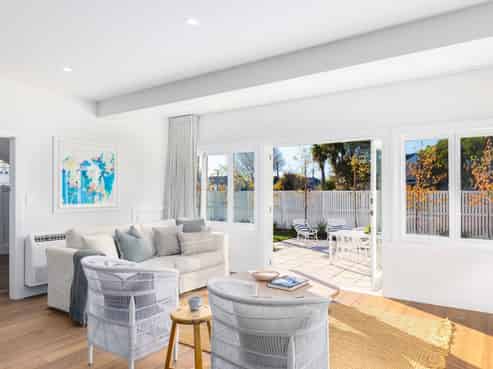 32 Hawkesbury Avenue, Merivale