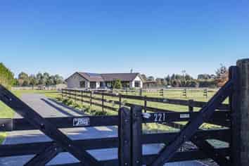 221 Wards Road, Swannanoa