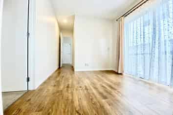 15 Hikuawa Road, Flat Bush