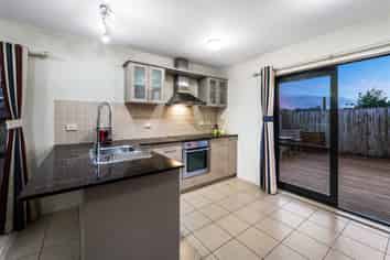 9 Lavender Garden Lane, Oteha