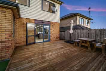 9 Lavender Garden Lane, Oteha