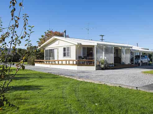 4 Bruce Road, Ormond