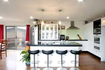 21 Foster Terrace, Onekawa