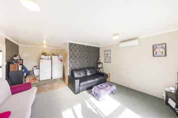 556B Ferguson Street, Terrace End