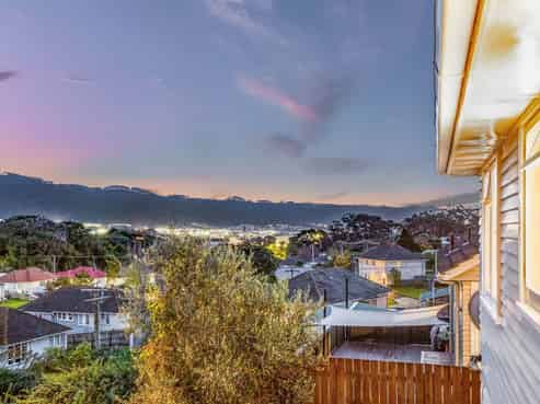 12 King Crescent, Ranui Heights