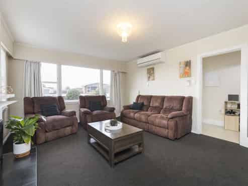 14 Leslie Avenue, Cloverlea