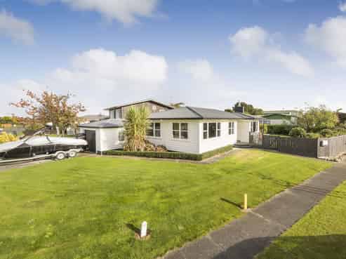 14 Leslie Avenue, Cloverlea