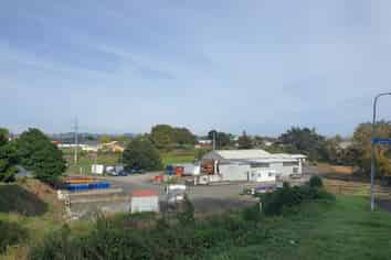Large yard, large shed